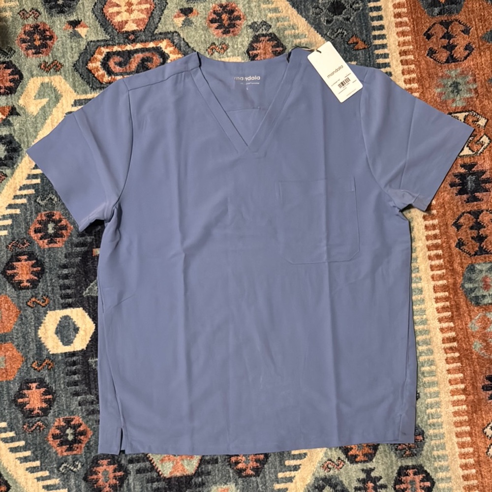 Mandala Men’s Scrub Top